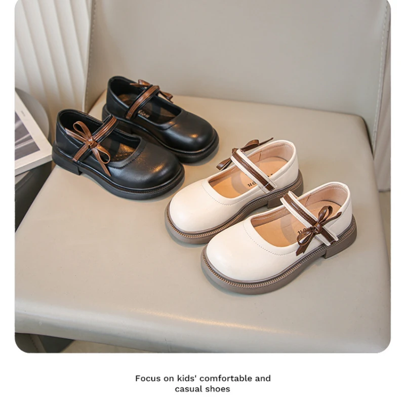 Prinsessenschoenen met zachte zolen voor meisjes Lente 2025, nieuwe stijl, eenvoudige en westerse stijl Zhongda campusprestatieschoenen voor kinderen