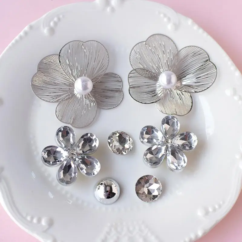 Fashion Flower Pearl Rhinestone Shoe Charms Detachable Decorative Accessories For Sandals DIY Shoe Ornament Daily Party Matchin