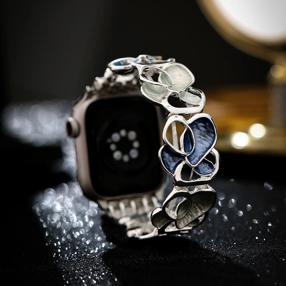 Модный металлический ремешок с цветком для Apple Watch Ultra 2 49 мм 40 44 45 38 42 мм Женский эластичный браслет на запястье для iWatch 9 8 7 SE 6 5 4