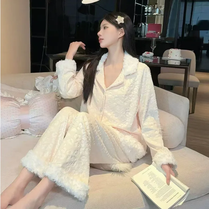 

2025 Autumn Winter Island Velvet Pajamas Women Warm Thick Luxury Soft Long Sleeve Pants Two Piece Set Nightwear Sleepwear Nighty