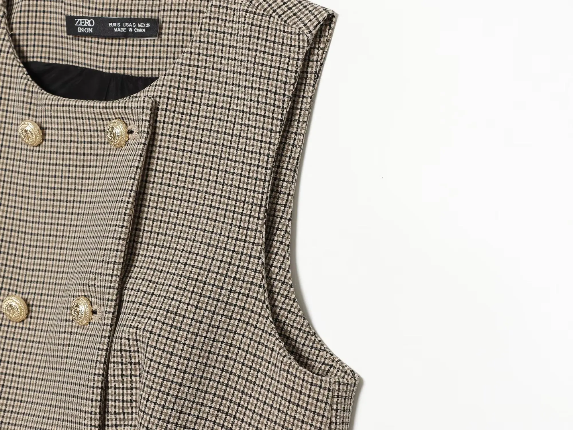 BSAY 2026 Vintage Büro-Damenanzug mit kariertem, doppelreihigem, kurz geschnittenem Gilet und hochtaillierter, weit geschnittener Hose mit Gürtel. – Detail 9