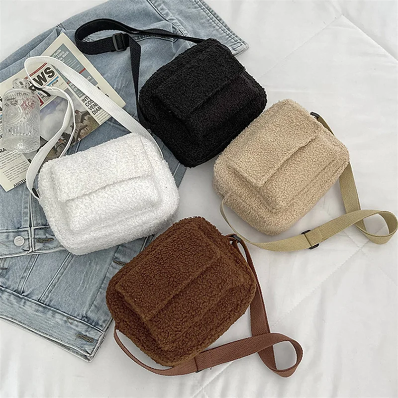 2023 New Plush Fabric Women's Shoulder Crossbody Bag Small Fashion Lambs Wool Fluffy Fur Winter Female Bag Designer Handbags