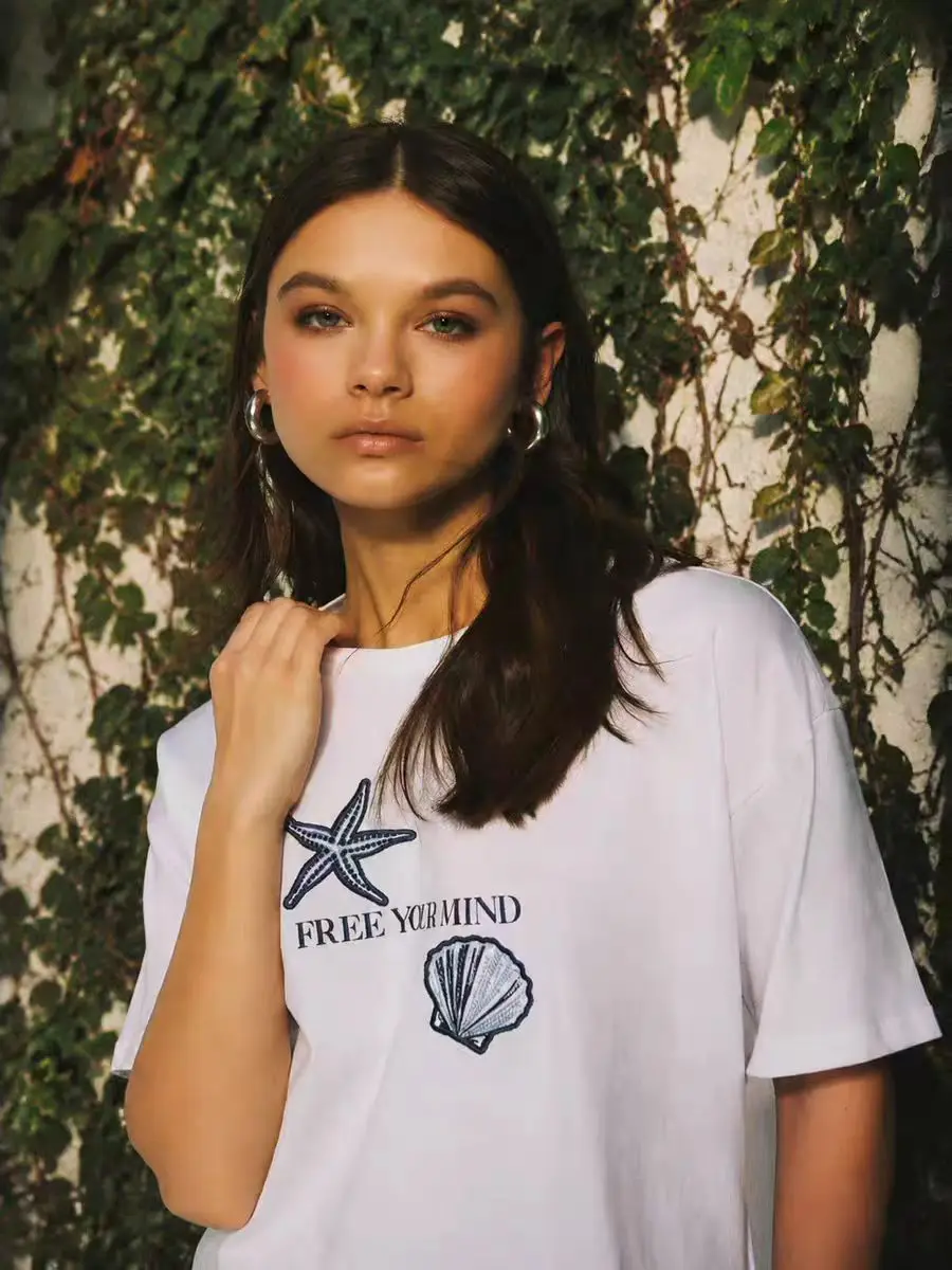 White Seashell “FREE YOUR MIND” Printed T-shirts Women's Short Sleeve T-shirt Breathable Casual Holiday Boho Y2k Aesthetic Tops