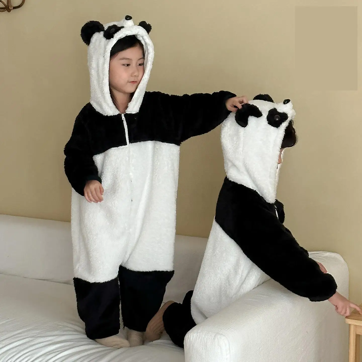 Bild 5: 2025 Winter Neue Kinder Flanell Decke Onesie Schwellen Plus Samt Dicken Jungen Warme Overall Mädchen Panda Mit Kapuze Nachtwäsche Robe
