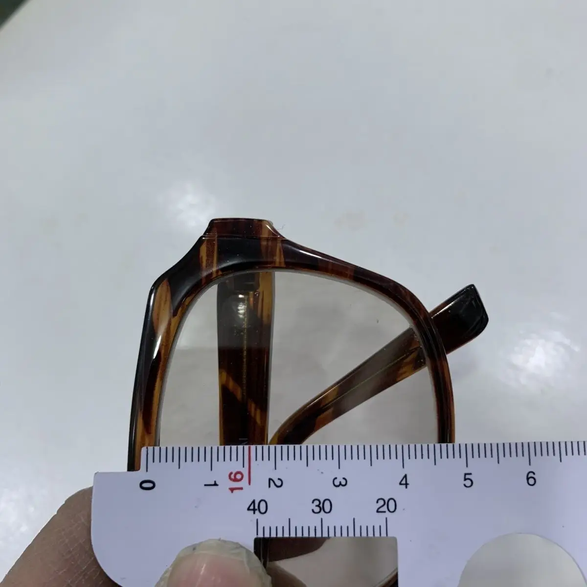 Natural Crystal Decorative Glasses with Stone Texture, Unique Stone-Grain Eyewear, Retro Flat Lens Eyeglasses