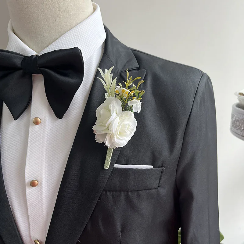 ผู้ชายพรหม Boutonniere อุปกรณ์จัดงานแต่งงานสร้อยข้อมือ Corsage ข้อมือแฟนแฟน Buttonhole ดอกไม้ประดิษฐ์งานแต่งงาน Decor