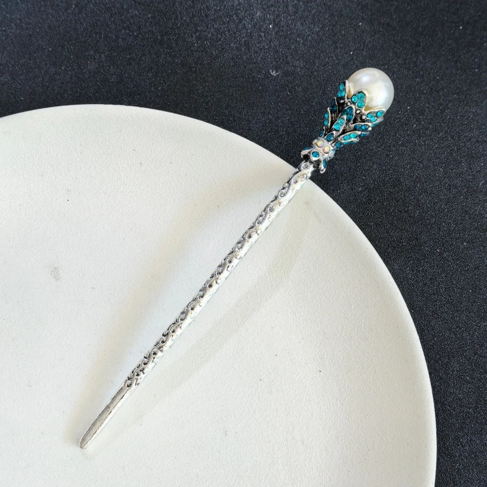 Vintage Metal Hair Sticks for Women Retro Hairpin Bun Updo Hairstyle Fashion Hair Chopsticks Wedding Daily Hair Accessories view 6