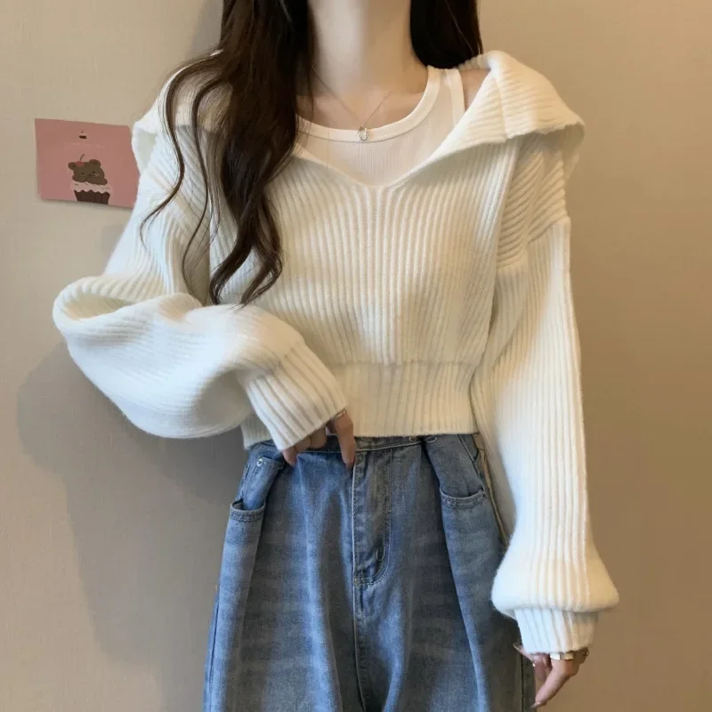 Korean Style V-Shape Navy Officer Sweater Women's Autumn 2024 New Pure Desire Aesthetic Versatile Slimming Cropped Knit Top Tren