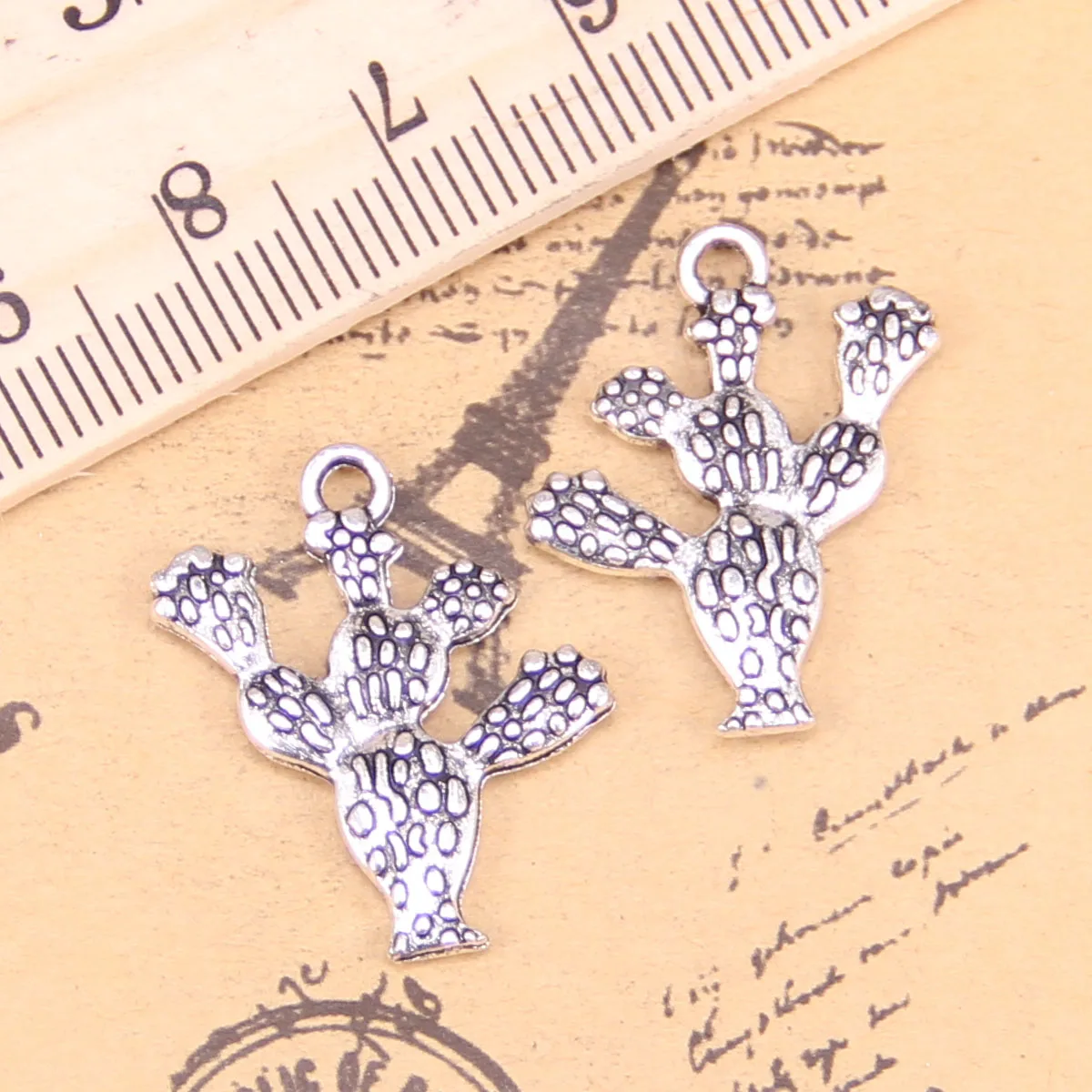 62pcs Jewelry Charms Cactus Desert 23x20mm Antique Silver Plated Pendants Making DIY Handmade Tibetan Silver Jewelry