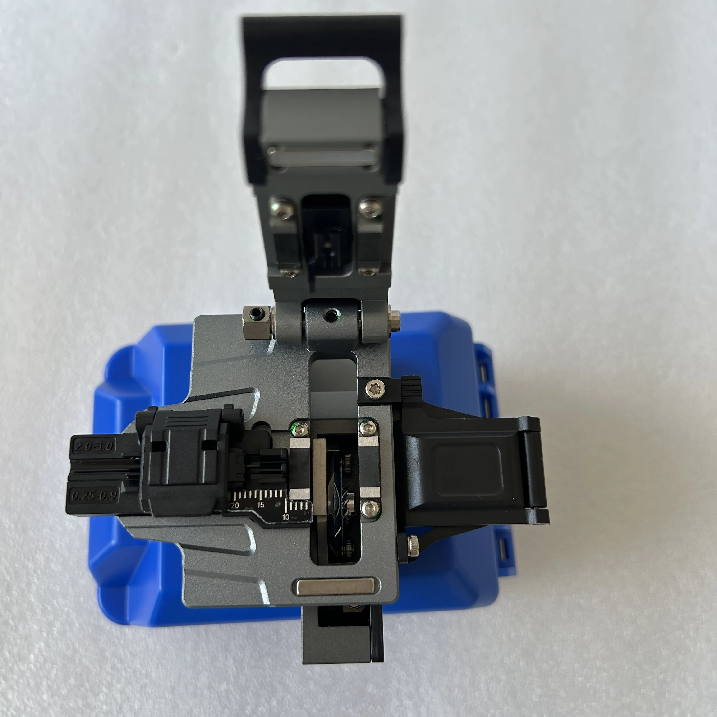 Optical Fiber Cleaver JILONG KL-22F Hand Held High Precision Cleaver Optical Fiber Cable Cutting Knife Tools 16 Face Blade