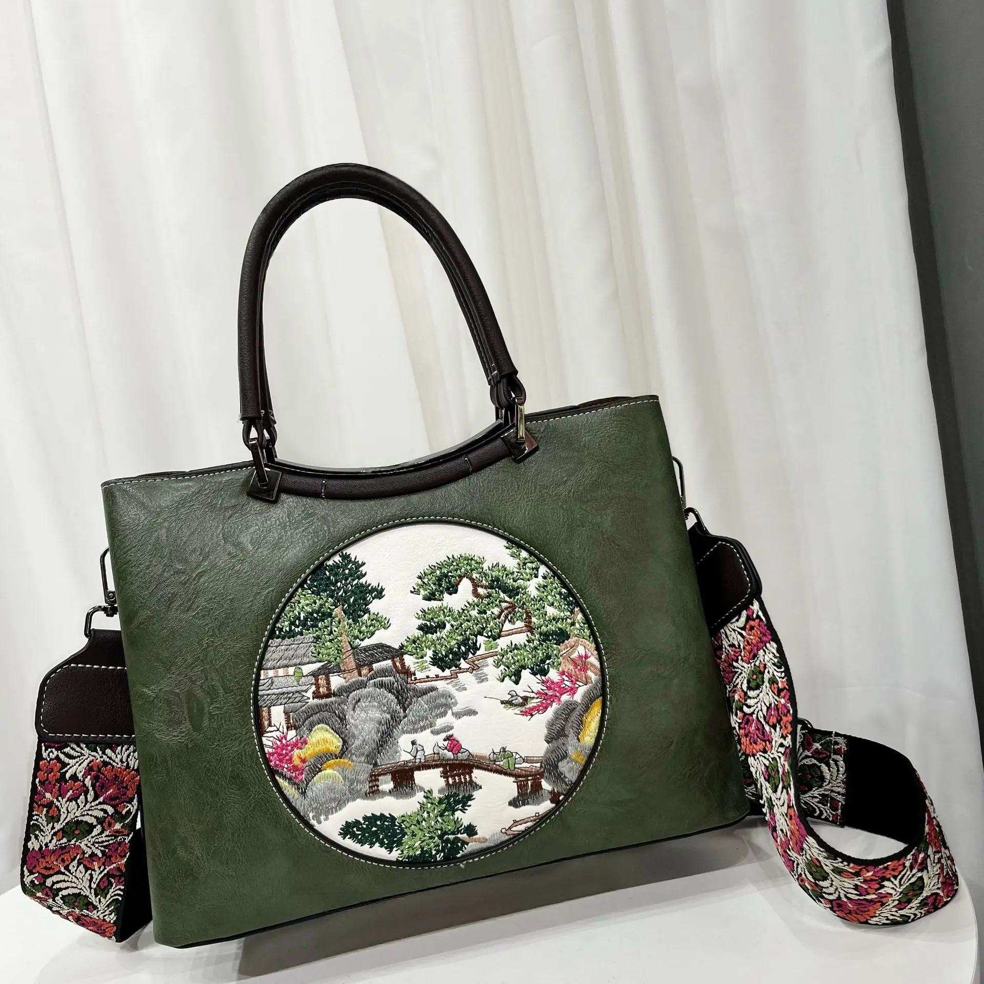 

Вышитая китайская винтажная сумка-тоут в этническом стиле ципао, женская наплечная сумка большой вместимости для повседневных поездок и путешествий