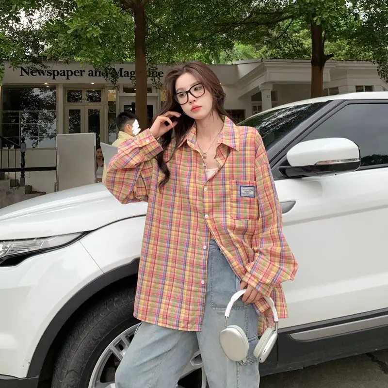 

Ретро-рубашка женская в клетку с цветовыми блоками, с длинным рукавом, повседневная, свободного кроя, весна-осень, новый стиль, универсальный топ, защита от солнца, верхняя одежда