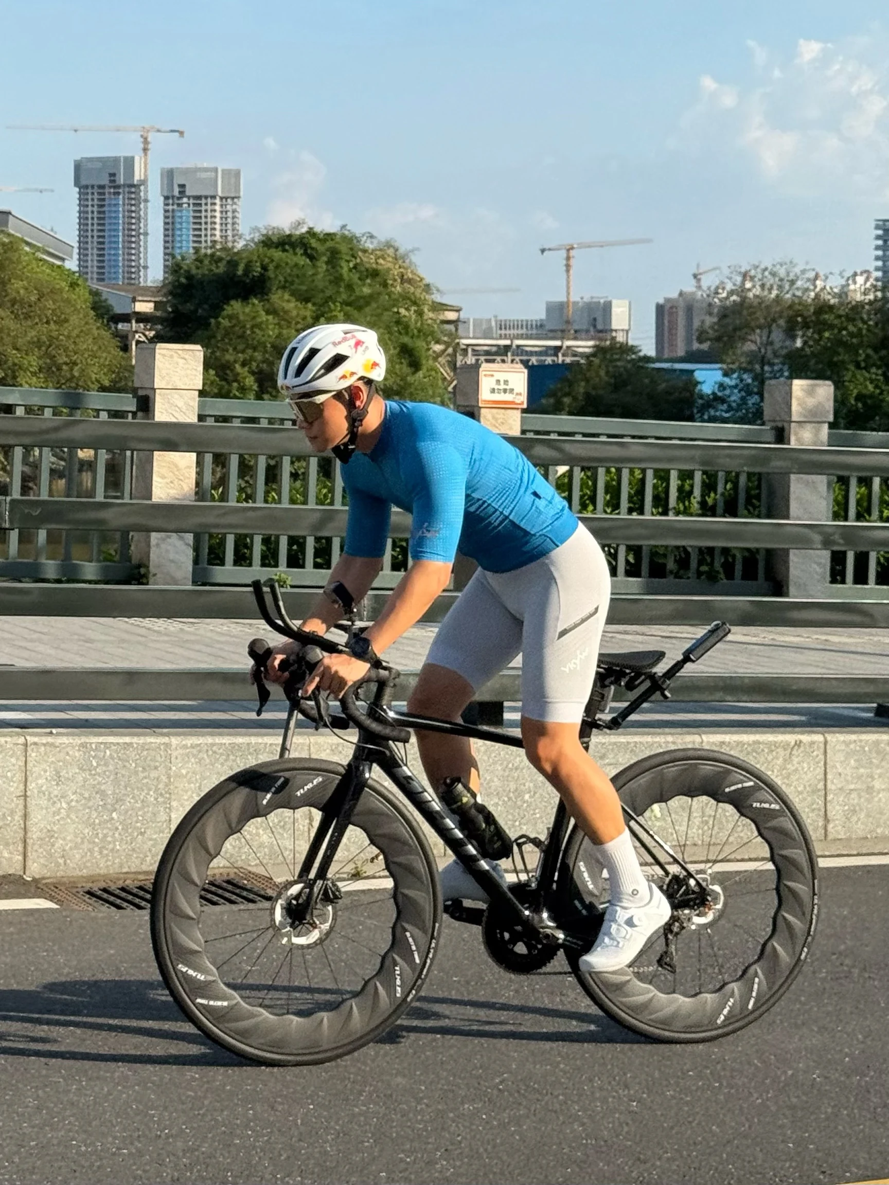 AliExpress YKYWBIKE Men's Cycling Bib Shorts Carvico Fabrics 7 Hours Interface Padded Bicycle Riding Bib Shorts Road Bike Bib Short Pants
