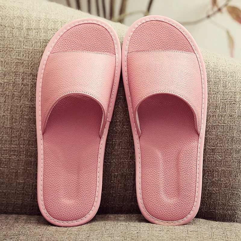 شبشب منزل من الجلد الطبيعي الجديد: شرائح داخلية غير قابلة للانزلاق للنساء والرجال - صنادل صيفية للجنسين للأرضيات الصلبة