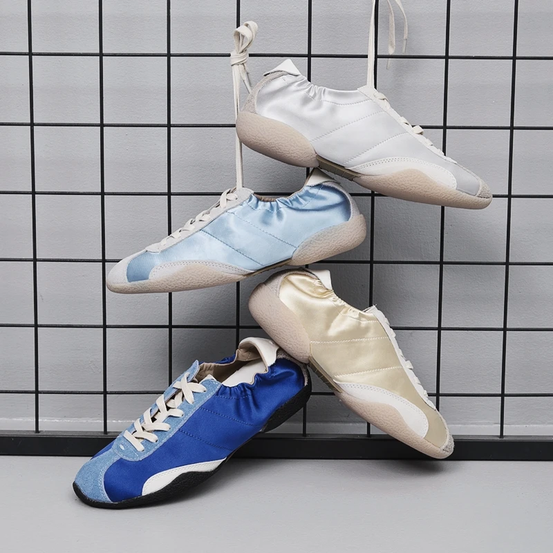 2026-new-women's-sports-shoes-anti-slip-and-breathable-ideal-flat-casual-sneakers-for-girls-perfect-for-spring-and-autumn