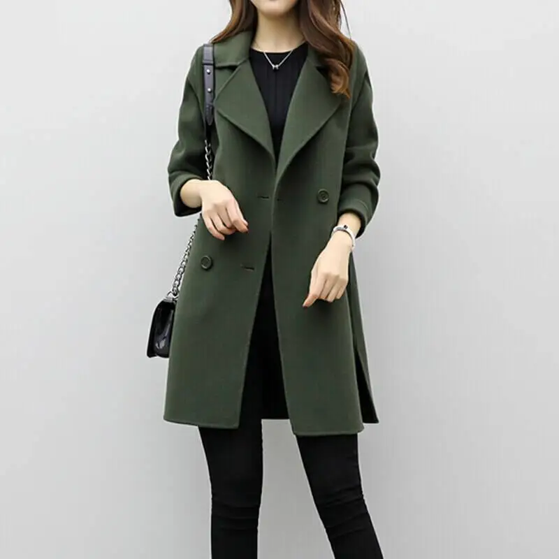 The new 2024 autumn and winter coat woolen jacket is a mid-length cocoon double-breasted tweed that is loose and thin