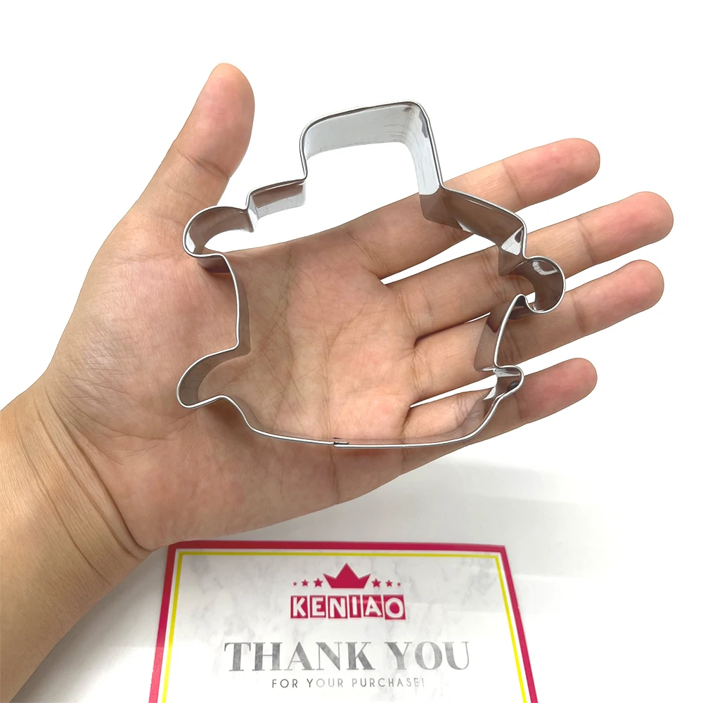 KENIAO Christmas Sleigh Cookie Cutter - 9.3 CM - Winter Biscuit Fondant Sandwich Bread Mold - Stainless Steel - by Janka