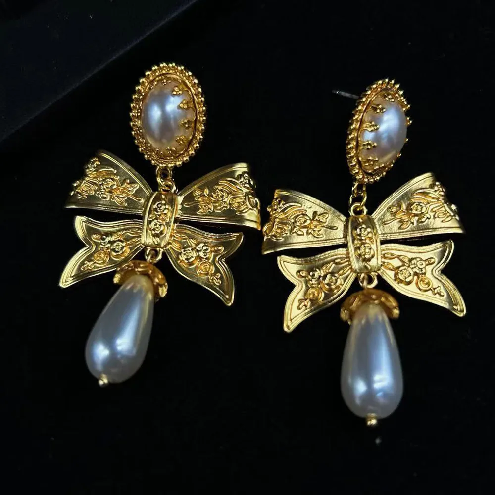 Vintage Bow Flower Stud Earrings Baroque Jewelry Style Imitated Pearl Girls Drop Pendant Earring Costume Accessories