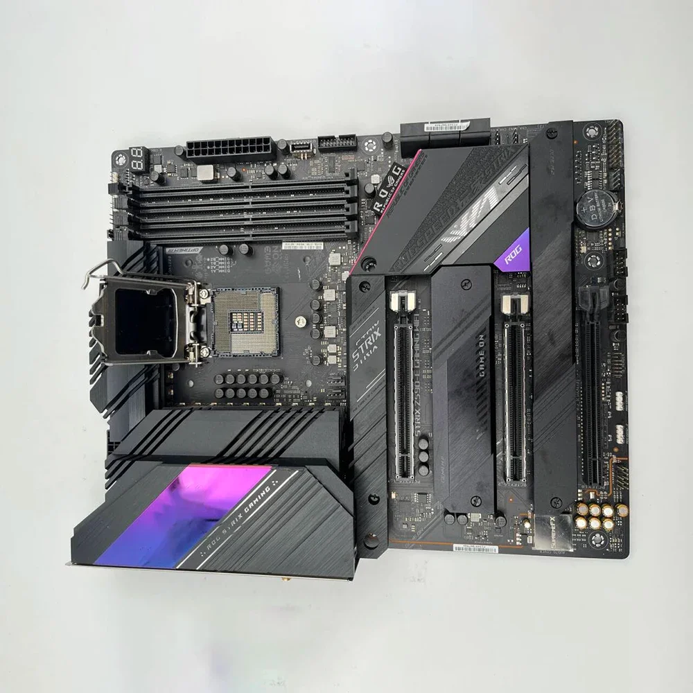 เมนบอร์ด ATX Z590 DDR4 PCI-E 4.0 4 × M.2 USB3.2 11th/10th Generation ROG STRIX Z590-E GAMING WIFI