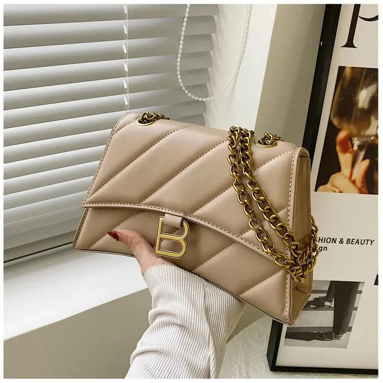 

2025 New Women's Crossbody Bag - Fashion Matte Texture Chain Strap Purse, Versatile Day-to-Night Shoulder Bag