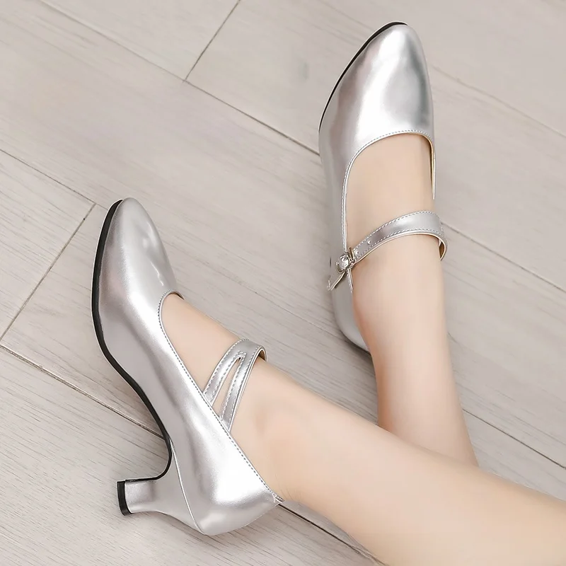 

Серебряные танцевальные туфли на каблуке для женщин, уйгурские этнические туфли для социальных танцев, современные танцевальные туфли на серебряном каблуке, специальные товары