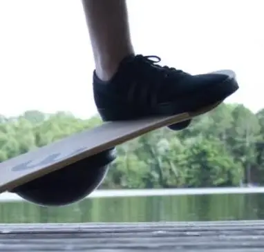 Rotating Balance Board, Adult and Child Body Building Standing Office Simulation, Skateboarding Entertainment Surfing Training