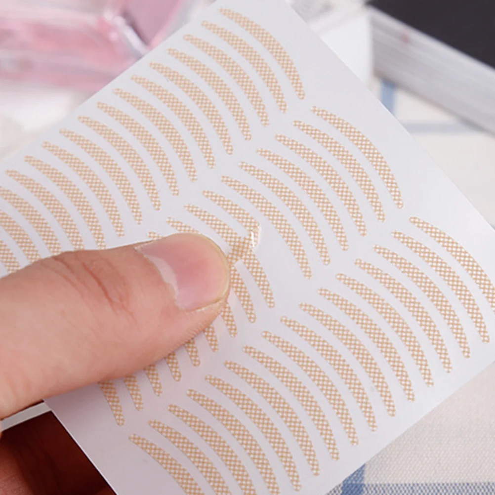 이중 눈꺼풀 테이프 보이지 않는 레이스 얇은 통기성 방수 땀 방지 자연스러운 눈꺼풀 스티커 메이크업 도구 여성용