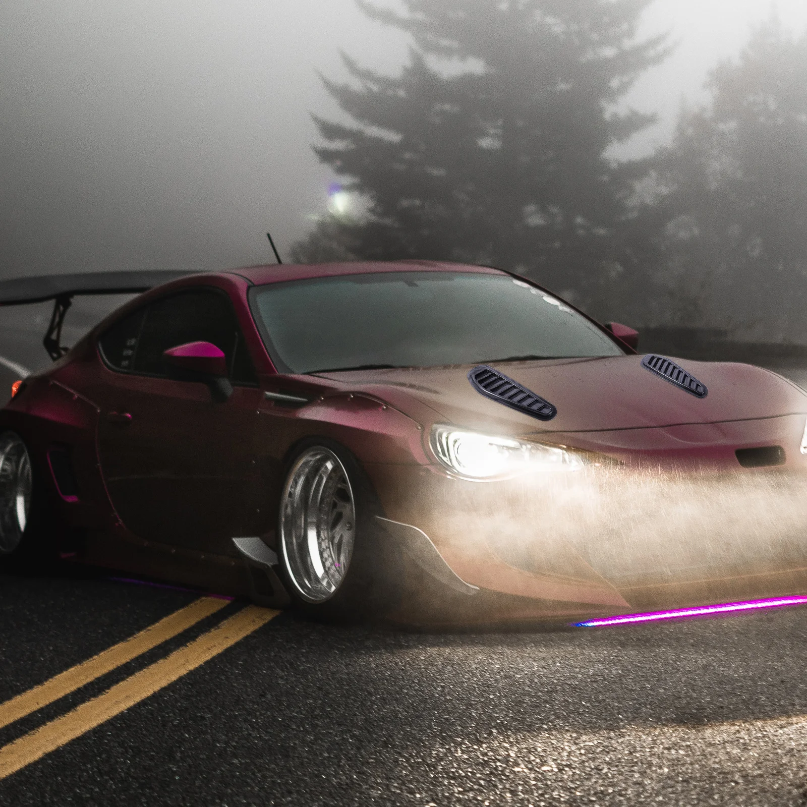 

2Pcs Carbon Fiber Look Air Flow Vent Cover Sticker for Car Bonnet Decor Strong Adhesion No Drill Required Auto Body Modification