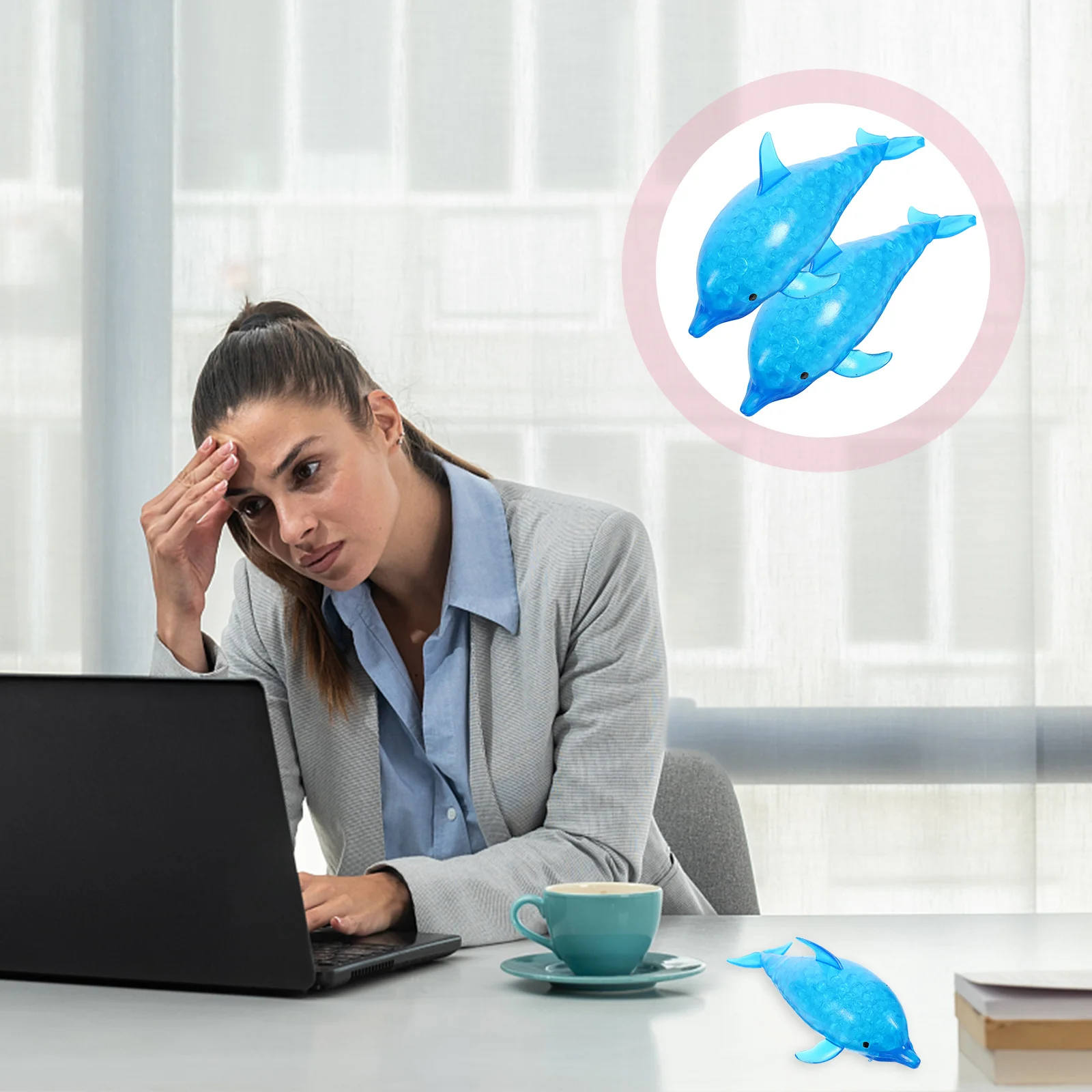 かわいいイルカのスクイーズおもちゃ 2個 ストレス解消 フィジェットボール 子供用 不安解消 感覚遊び パーティーの記念品 8-12歳向け賞品