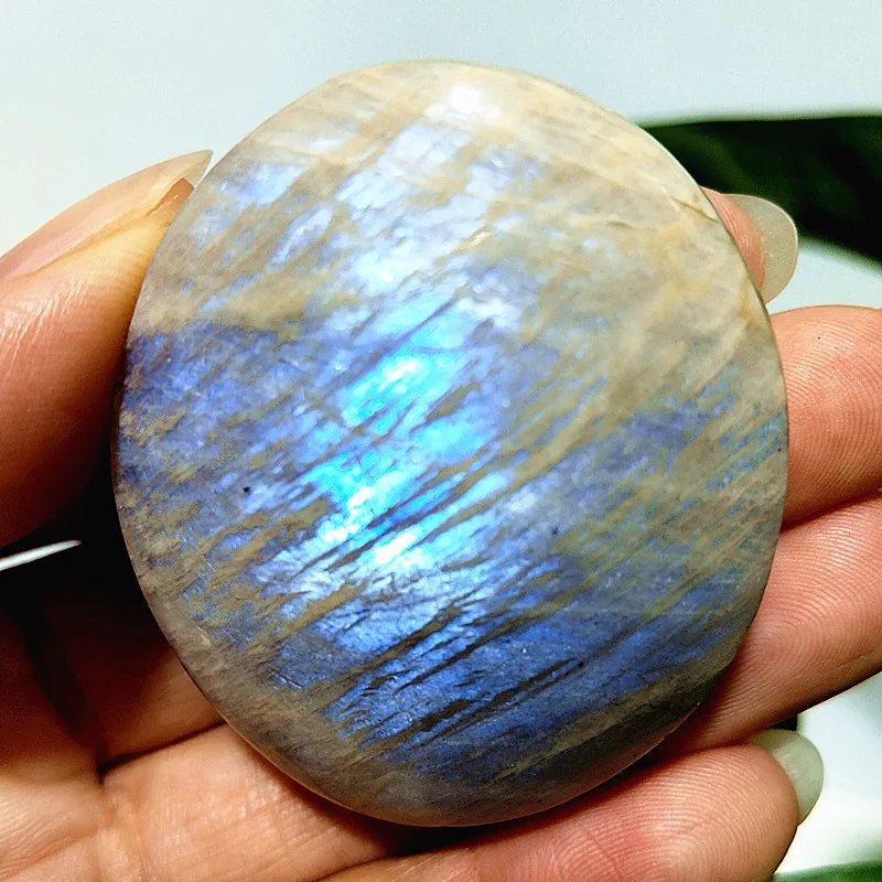Natral Stones Moonstone Labradorite Palm Sorcerer Meditate Spiritual Healing Feng Shui Crystal Home Decoration