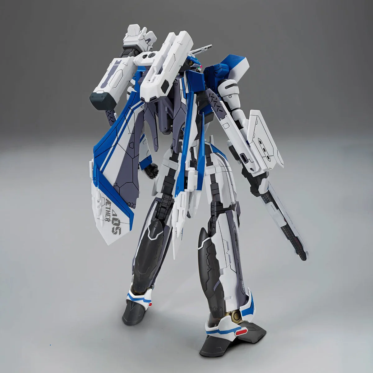 Bandai Macross Asli Model Kit HG 1/100 VF-31J Siegfried Hayate Immelmann Menggunakan Action Figure Perakitan Model Mainan Anak Laki-laki Hadiah