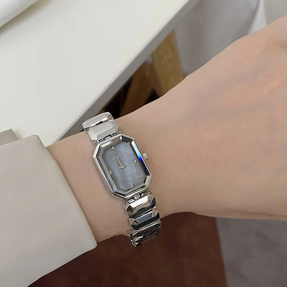 Fashion Personality Temperament Square chain Quartz watch For women girl Bracelet watch Jewelry accessories