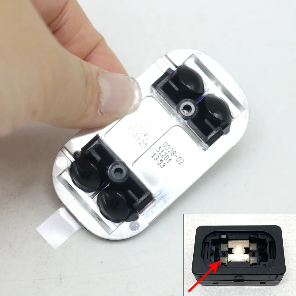 Windscreen Windshield Rain Light Wiper Sensor Lens With ADH Pad For BMW 3 E46 1998-06 5 E39 1994-03 7 E38 1995-01 X5 E53 1999-07