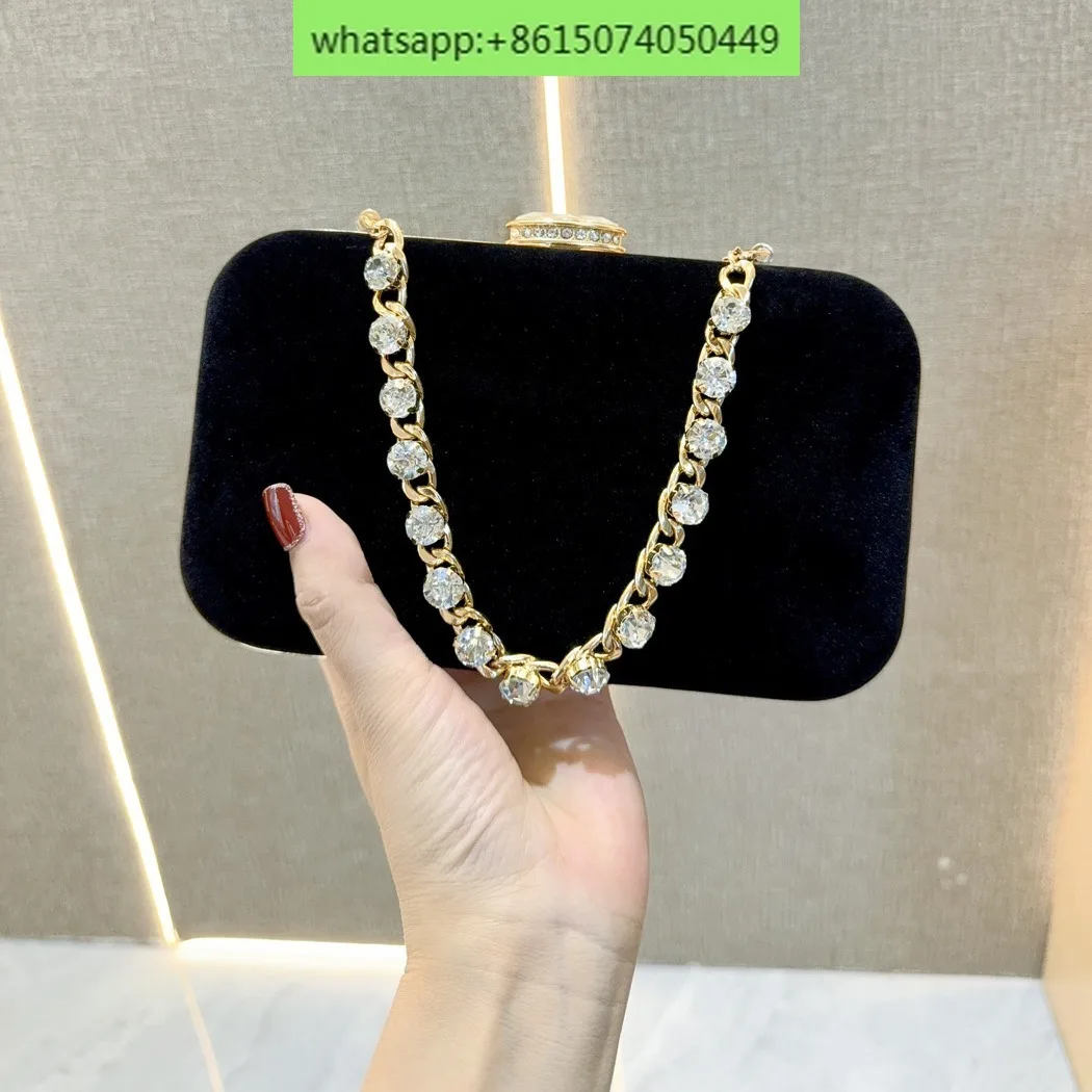 

Evening dress clutch bag studded velvet bread bag ladies with cheongsam dinner bag female portable messenger bag.