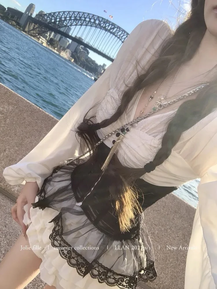 Pakaian Musim Gugur Gaya Gotik Prancis Halloween Pure Wind Wanita Seksi Atasan Slim V-neck + Rok Mengembang Set 3 Potong Mode Pesta Vintage Baru