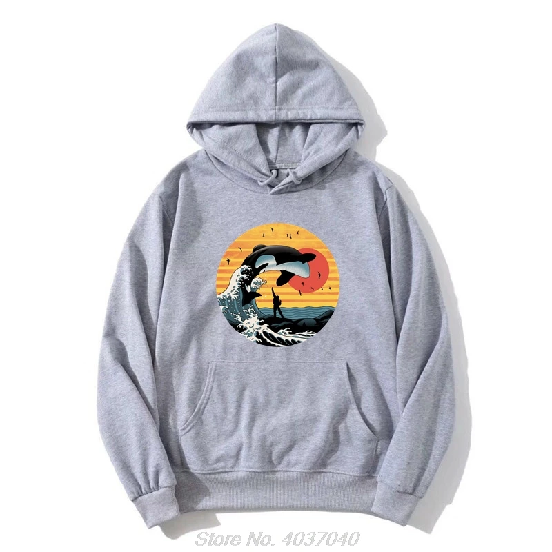 Killer Whale Full Moon Hoodie Kanagawa Surf Orca Willy Seaworld Vintage Retro Movie Save Animal Willy Hoody Funny Sweatshirt