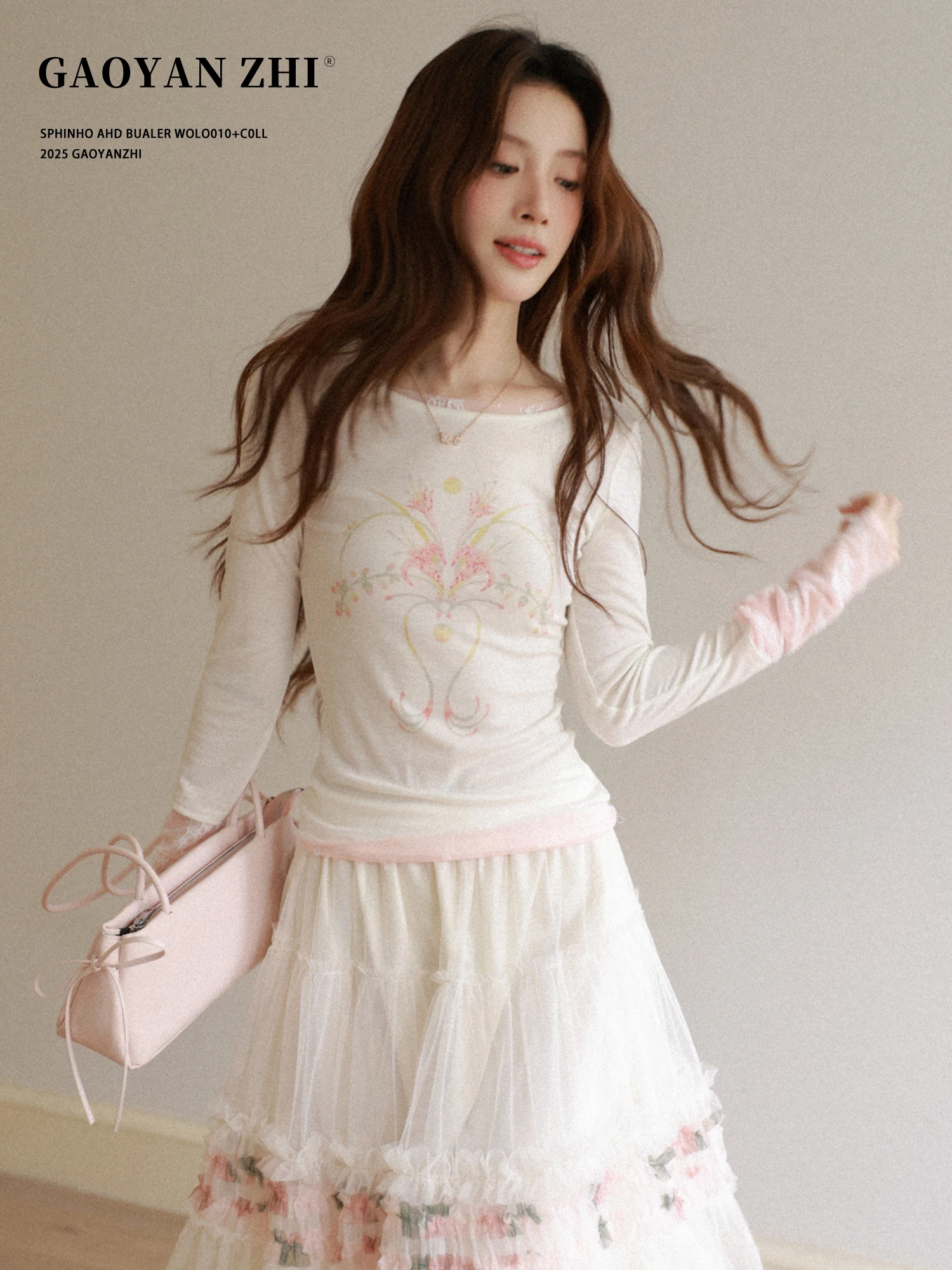 

Романтическая женская футболка с длинным рукавом, новинка весны, с кружевными вставками и цветочным узором, накидка-солнцезащита во французском стиле, универсальный крой, подчеркивающий талию...
