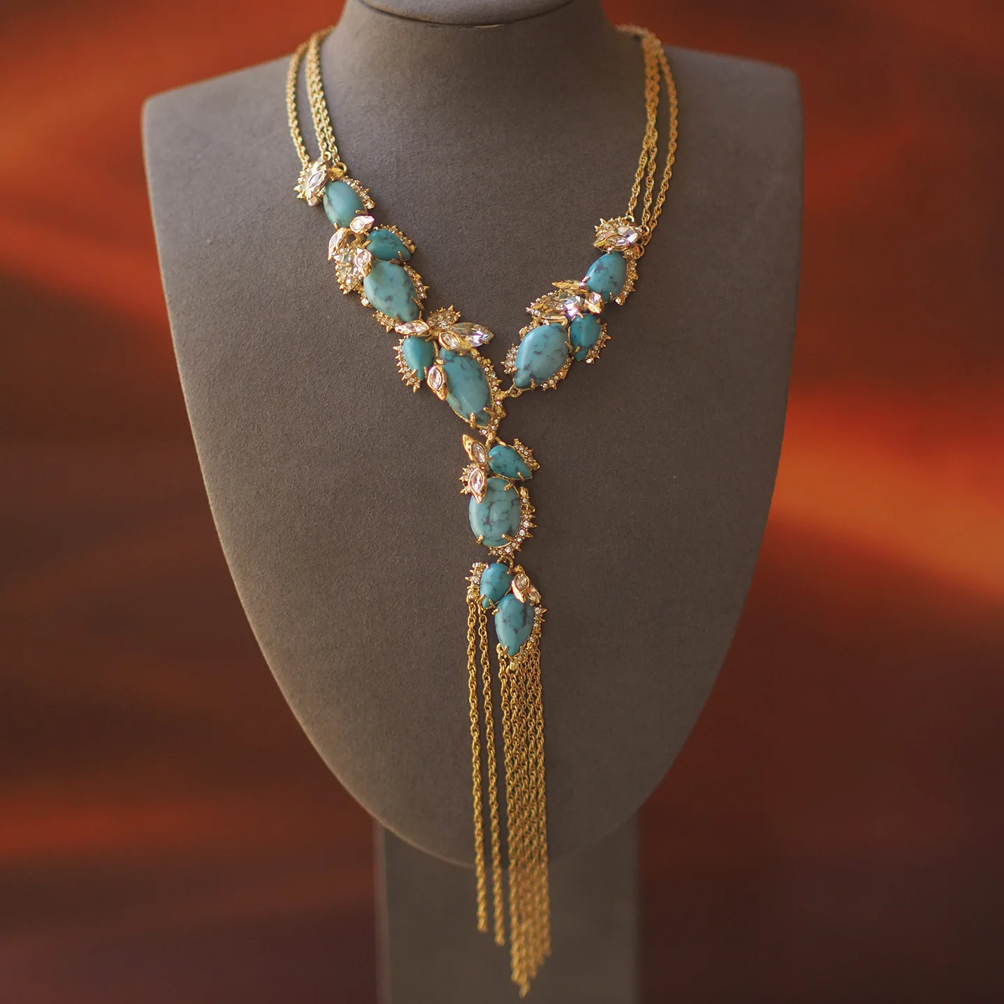 Alexis B الفيروز شرابة قلادة خمر 18K الذهب معبأ الدمعة الأحجار الكريمة الخضراء متعددة الطبقات سترة طويلة حبل سلسلة مجوهرات