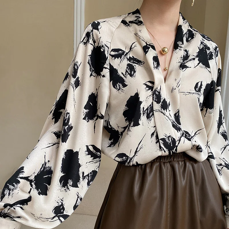 

High Quality V-neck Sation Women Shirts 2023 New Spring Summer Long Lantern Sleeve Ink Floral Loose Female Blouses Tops