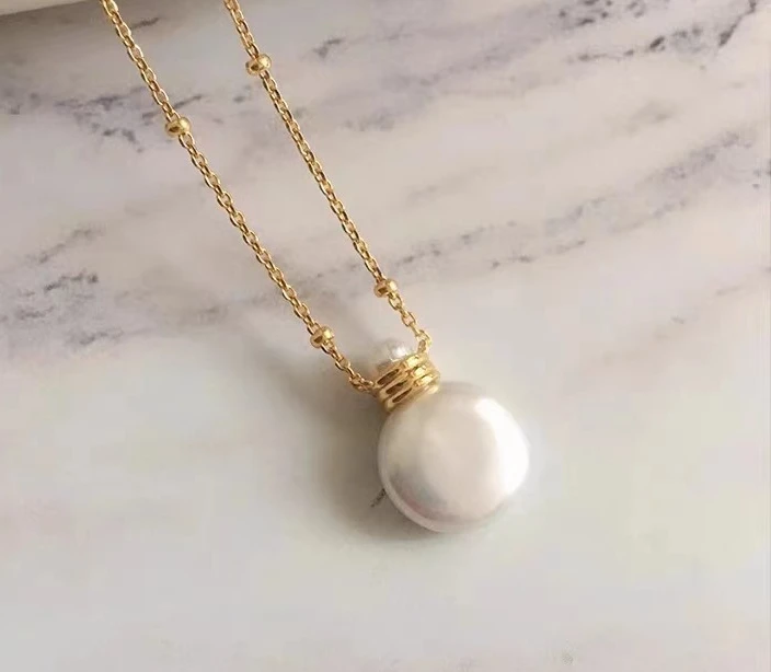 Japan and South Korea Style Imitation Color Pearl Perfume Bottle Necklace Women's Low Key Luxury Temperament Jewelry Necklace