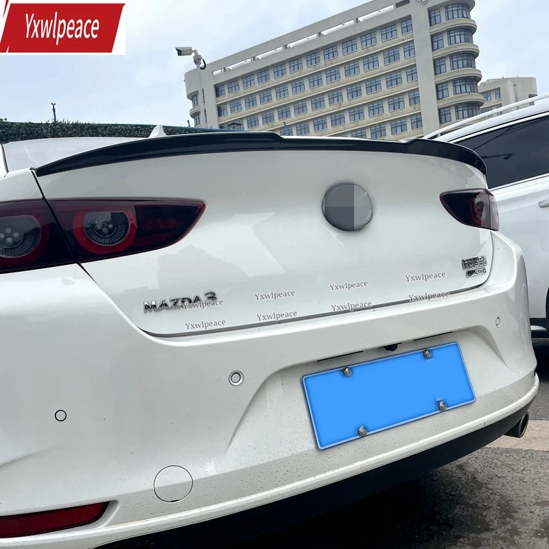 

ABS Glossy Black And Carbon Look Rear Trunk Lip Spoiler Car Styling For New Mazda 3 Axela 2020 2021 2022