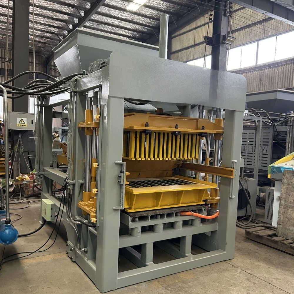 4-15 Fully Automatic Concrete Paver and Curbstone Making Machine