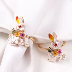 4PCS Easter Rabbits Napkin Buckle, Red Radish with Drill Napkin Rings, for Wedding Family Dinner Birthday Party Decor