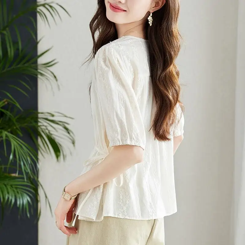 Frans temperament kanten shirt voor dames Zomer nieuwe ronde hals top met korte mouwen voor dames