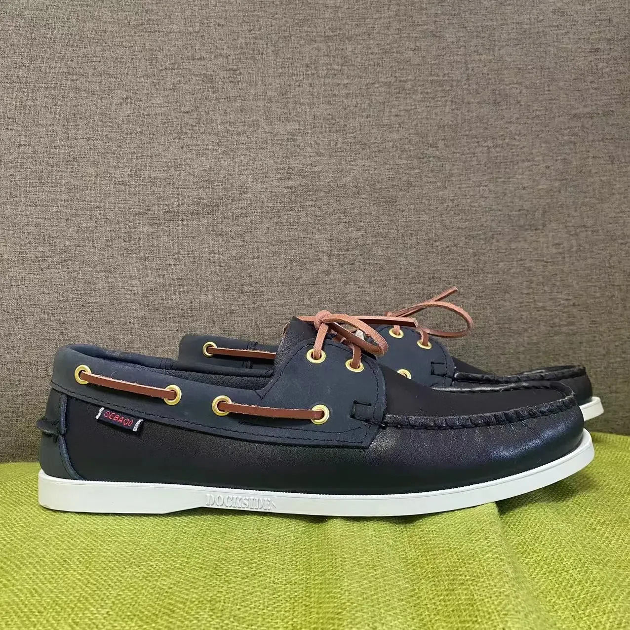 

Men Homme Authentic Sebago Docksides Shoes - Premium Leather Moc Toe Lace Up Boat Shoes Flats Loafers AV738