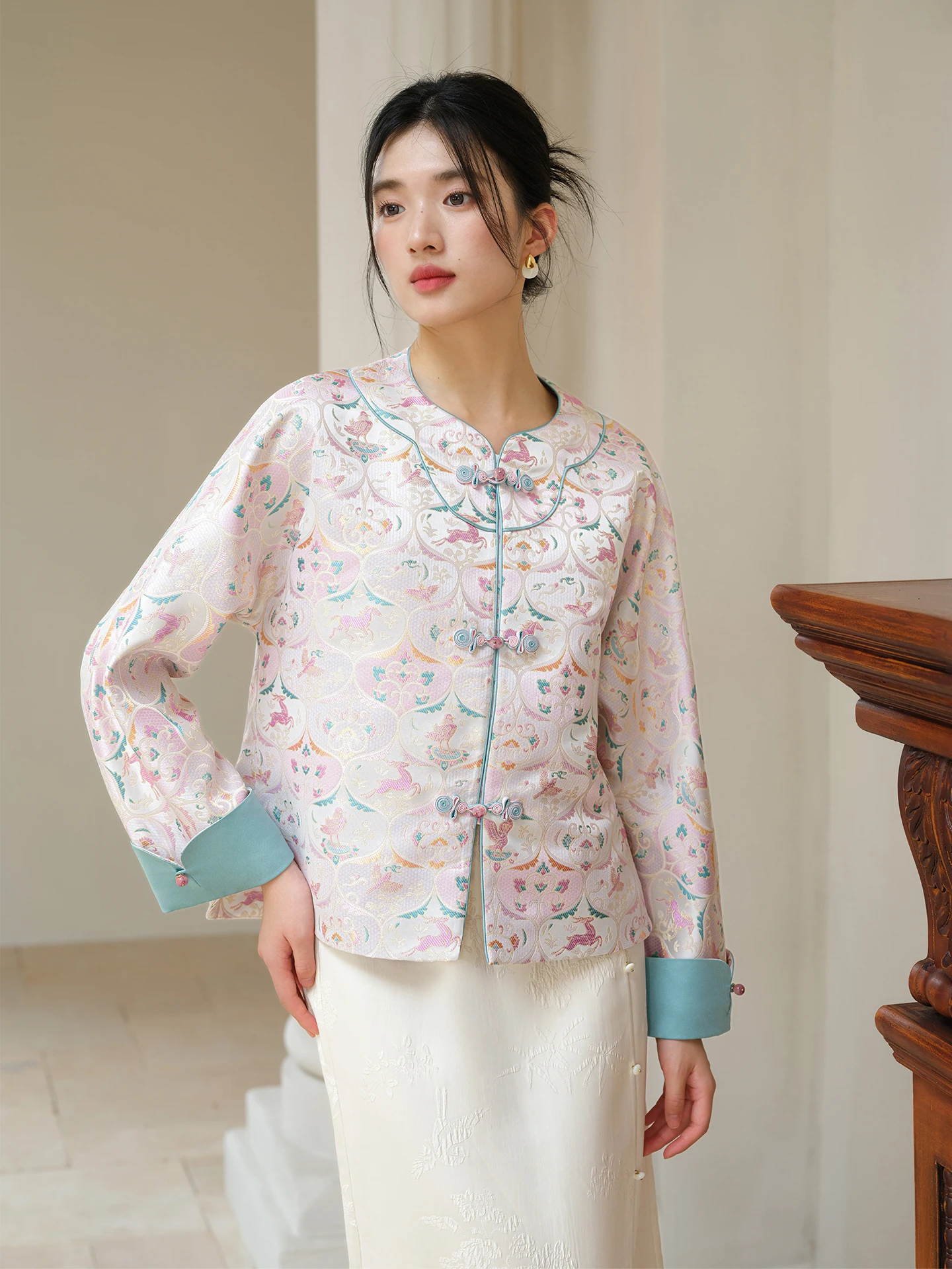 

Ele Song Silk Embroidered Jaet Women's Chinese Sle Top round Ne Long Sve Loose Fit Autumn New Arrival Tang Costume