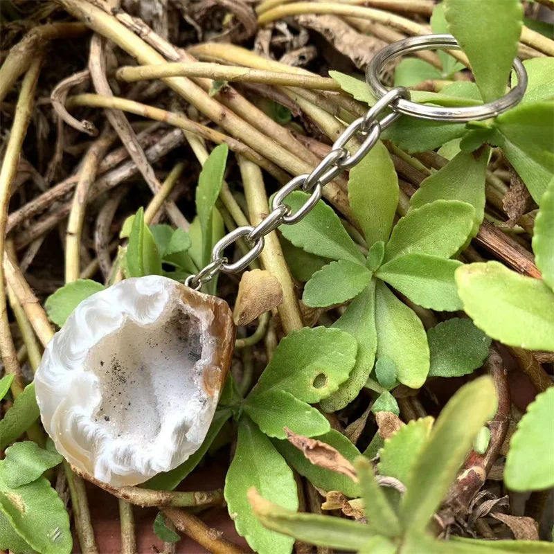 Natural Crystal Stone Keychain, Agate Geode, Rough Keychain for Sale