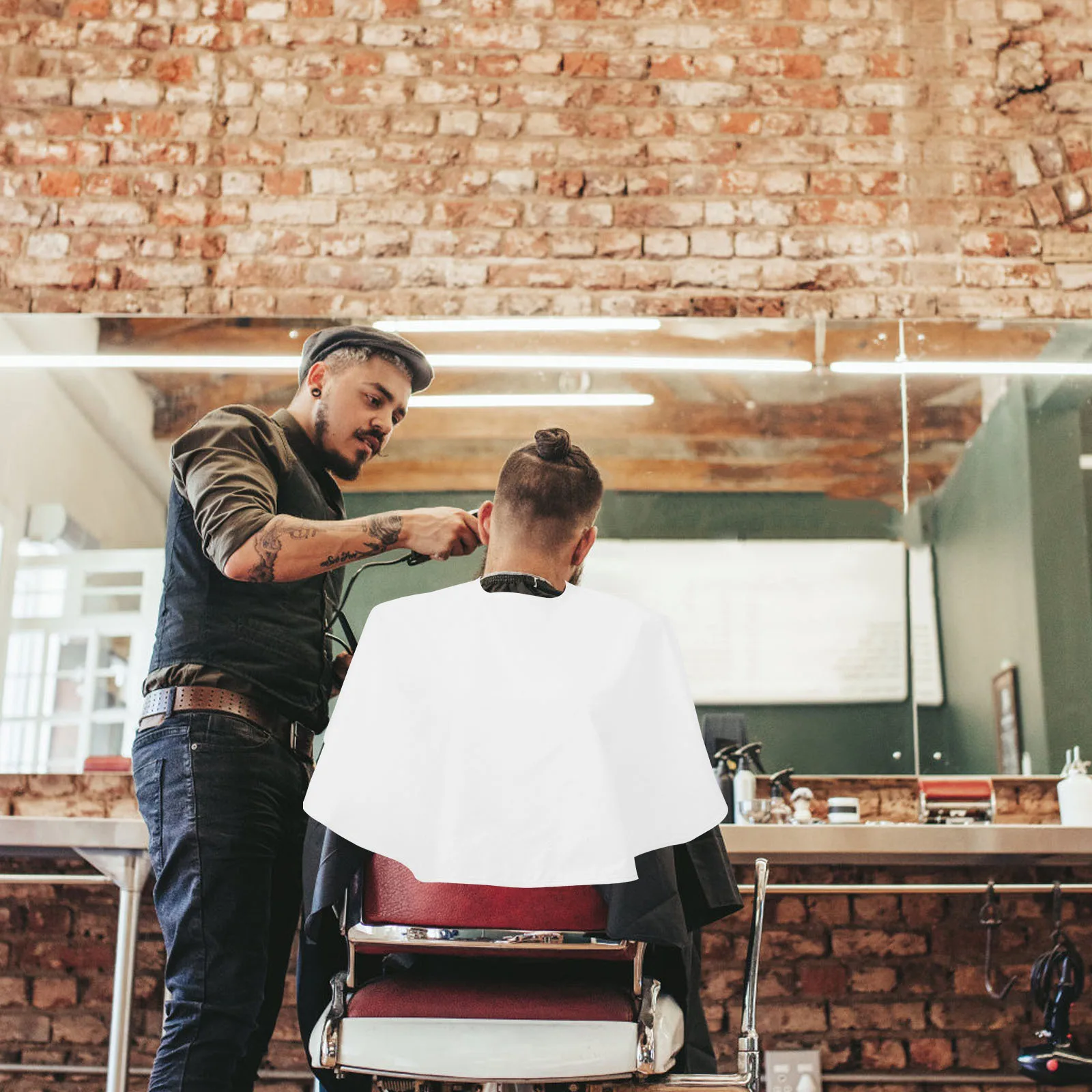 

Waterproof Wai Cloth Hairdressing Cape White Unisex Adjustable Hair Cutting Apron Soft Durable Professional Apron