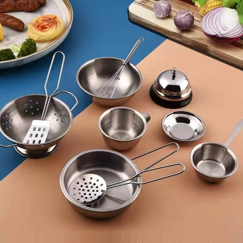 ミニステンレス製キッチンおもちゃ。小さなサイズのプレイハウス調理器具セット（子供用）。 教育的なキッチン体験