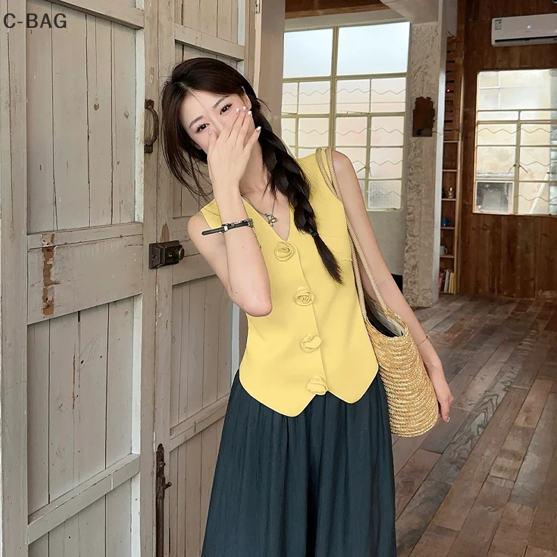 French Retro Three-dimensional Flower V-neck Single Breasted Sleeveless Slim Knitted Vest For Women